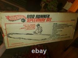 1960s Hot Wheels Rod Runner speedway set & original box plus Drag Race Launcher