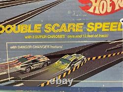 DON'T-B- SCARED! (RARE) HW DOUBLE SCARE SPEEDWAY DRAG RACE SET WithNEAR MINT CAR