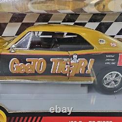 ERTL American Muscle 1966 Pontiac GTO GeeTO Tiger 118 Diecast SET OF 2 Limited