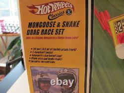 HOT WHEELS CLASSICS Mongoose & Snake Drag Race Set 2006 NEW IN BOX