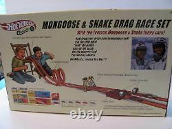 HOT WHEELS CLASSICS Mongoose & Snake Drag Race Set 2006 NEW IN BOX