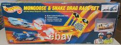 Hot Wheels 1993 HOT WHEELS MONGOOSE & SNAKE DRAG RACE SET NEW SEALED IN BOX