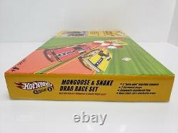 Hot Wheels Classics Mongoose & Snake Drag Race Set Plymouth NIB 2005 HTF