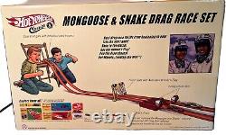 Hot Wheels Classics Mongoose & Snake Drag Race Set Volkswagen Bus MIB 2005 (B72)