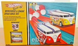 Hot Wheels Classics Mongoose & Snake VW Drag Bus Race Set J4225 2005 164 NEW