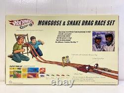 Hot Wheels Classics Mongoose and Snake Volkswagen Drag Bus Race Set Sealed