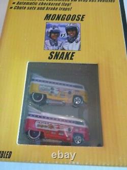 Hot Wheels, Snake & Mongoose, VW Drag Bus drag race set, 164 scale, Diecast