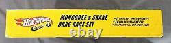 NEW 2005 Hot Wheels Classics SNAKE & MONGOOSE VW VOLKSWAGEN DRAG BUS Race Set