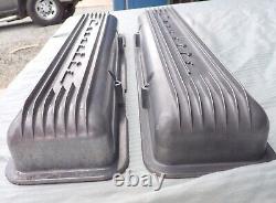 OEM GM Corvette Finned Aluminum Valve Covers 3726086 SBC Staggered Pattern SWEET