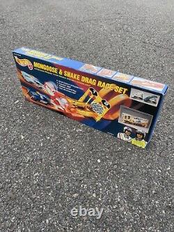 SIGNED DON PRUDHOMME Hot Wheels Mongoose And Snake Drag Race Set 1993 Sealed HW