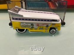 There's A Snake On The Bus! Nm Mattel Hw Classics Mongoose & Snake Drag Bus Set