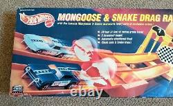 1993 Hot Wheels Mongoose & Snake Drag Race Set (new Old Stock) Mattel