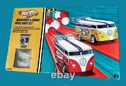 Classiques Hot Wheels Mongoose & Snake Themed Customized VW Drag Bus Race Set 164