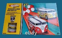 Classiques Hot Wheels Mongoose & Snake Themed Customized VW Drag Bus Race Set 164