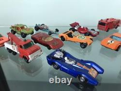 Course de voitures miniatures Matchbox : Ensemble avec voiture de remorquage, Porsche Buggy, camion de pompiers et ambulance