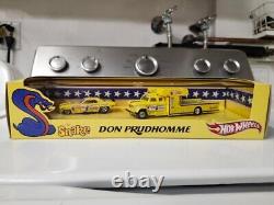 Ensemble Dragster et Transporteur RLC DON The Snake PRUDHOMME de Hot Wheels avec autographe