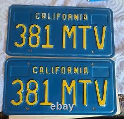 Ensemble rare de plaques bleues et jaunes de Californie 1970-1980 381 MTV Chevy JDM Datsun Mopar