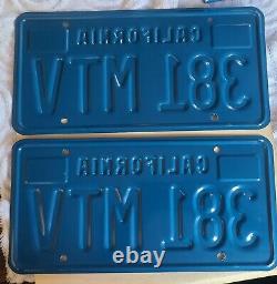 Ensemble rare de plaques bleues et jaunes de Californie 1970-1980 381 MTV Chevy JDM Datsun Mopar