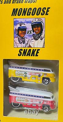 Hot Wheels Classique 1969-2005 Mongoose & Snake Set de course de dragsters avec 2 Drag Buses NEUF