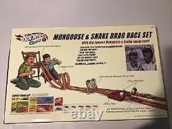Wheels Hot Wheels 2006 Classics Snake & Mongoose Drag Course Set Withfunny Cars